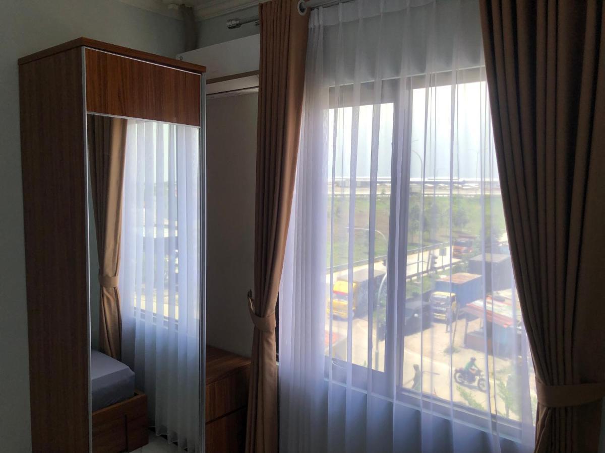 Bening Asri Guesthouse Tangerang Exteriör bild